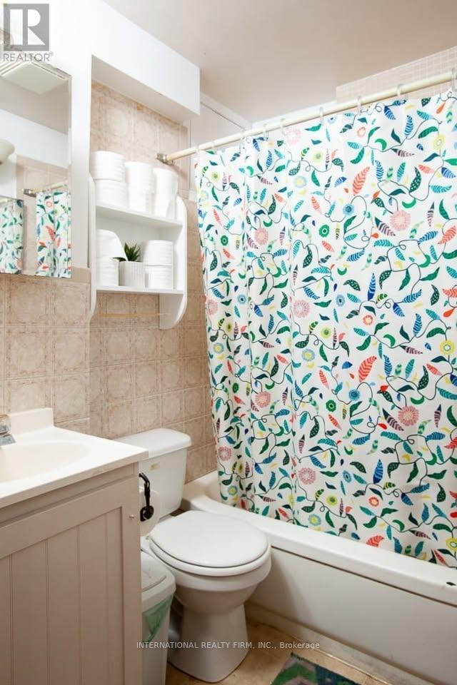 226 Richmond Street, London East, Ontario  N6B 2H6 - Photo 3 - X12492818