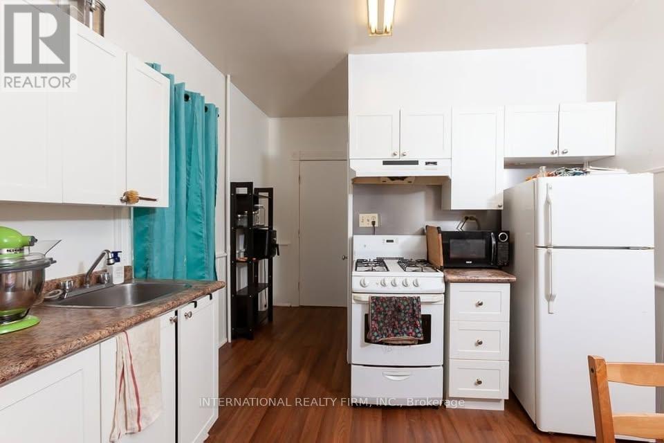 226 Richmond Street, London East, Ontario  N6B 2H6 - Photo 7 - X12492818