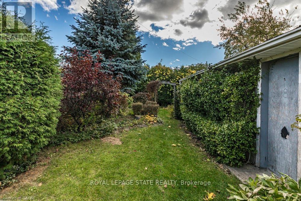 8 Sylvia Crescent, Hamilton, Ontario  L8K 2A9 - Photo 44 - X12492850