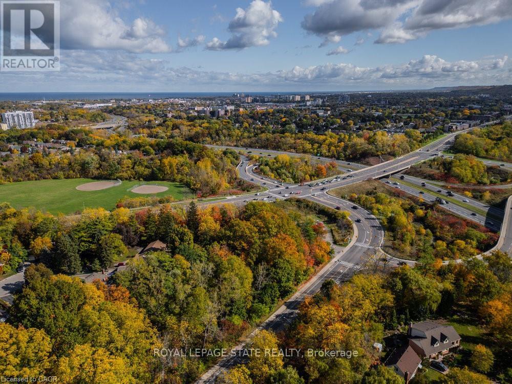 8 Sylvia Crescent, Hamilton, Ontario  L8K 2A9 - Photo 45 - X12492850