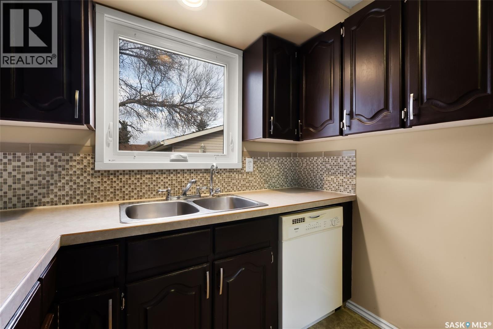 14 Pearson Place, Regina, Saskatchewan  S4S 5W2 - Photo 10 - SK022052