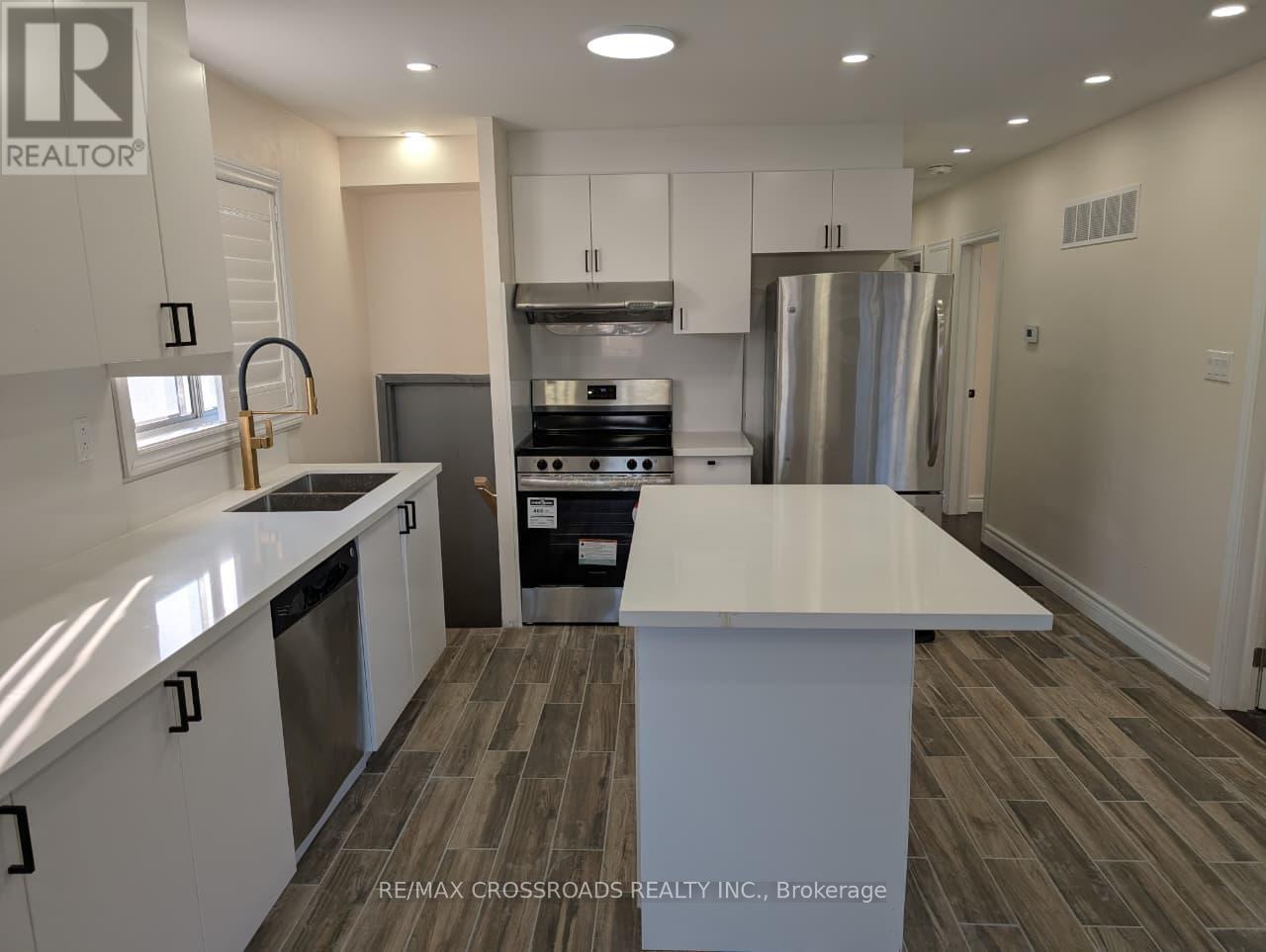 78 Portsdown Road, Toronto, Ontario  M1P 1V1 - Photo 4 - E12371217