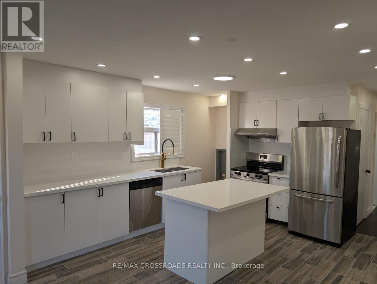 78 Portsdown Road, Toronto, Ontario  M1P 1V1 - Photo 3 - E12371217