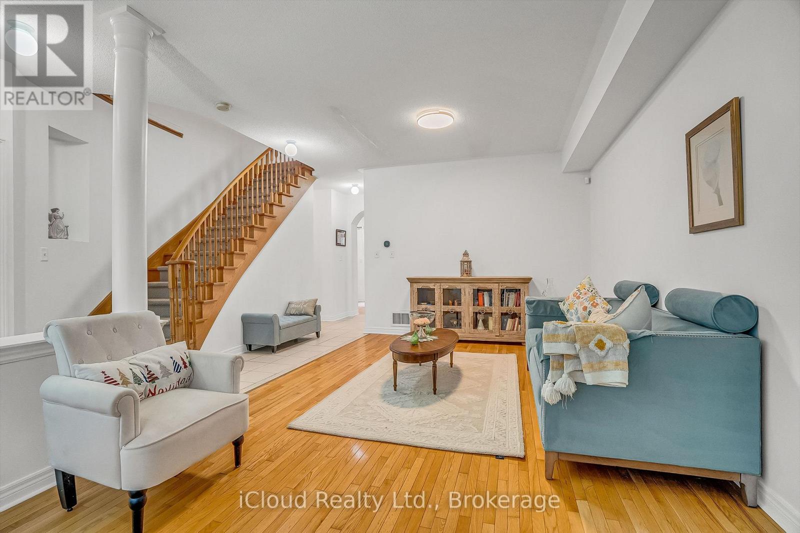 18 Daiseyfield Crescent, Vaughan, Ontario  L4H 2T9 - Photo 9 - N12492608