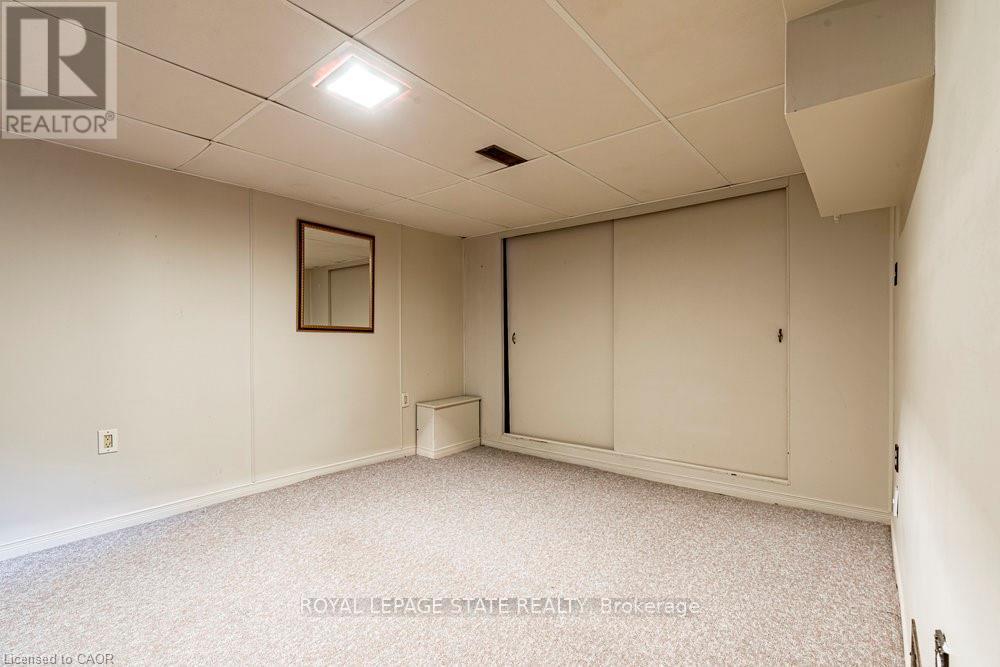 8 Sylvia Crescent, Hamilton, Ontario  L8K 2A9 - Photo 30 - X12492850