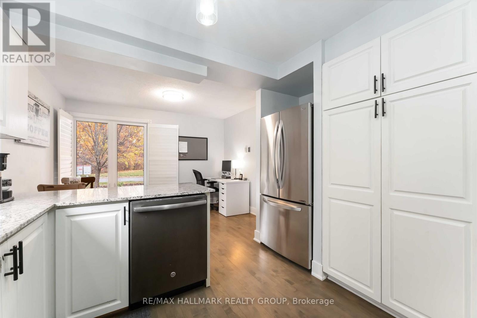 1655 Des Broussailles Terrace, Ottawa, Ontario  K1C 5S7 - Photo 11 - X12488206