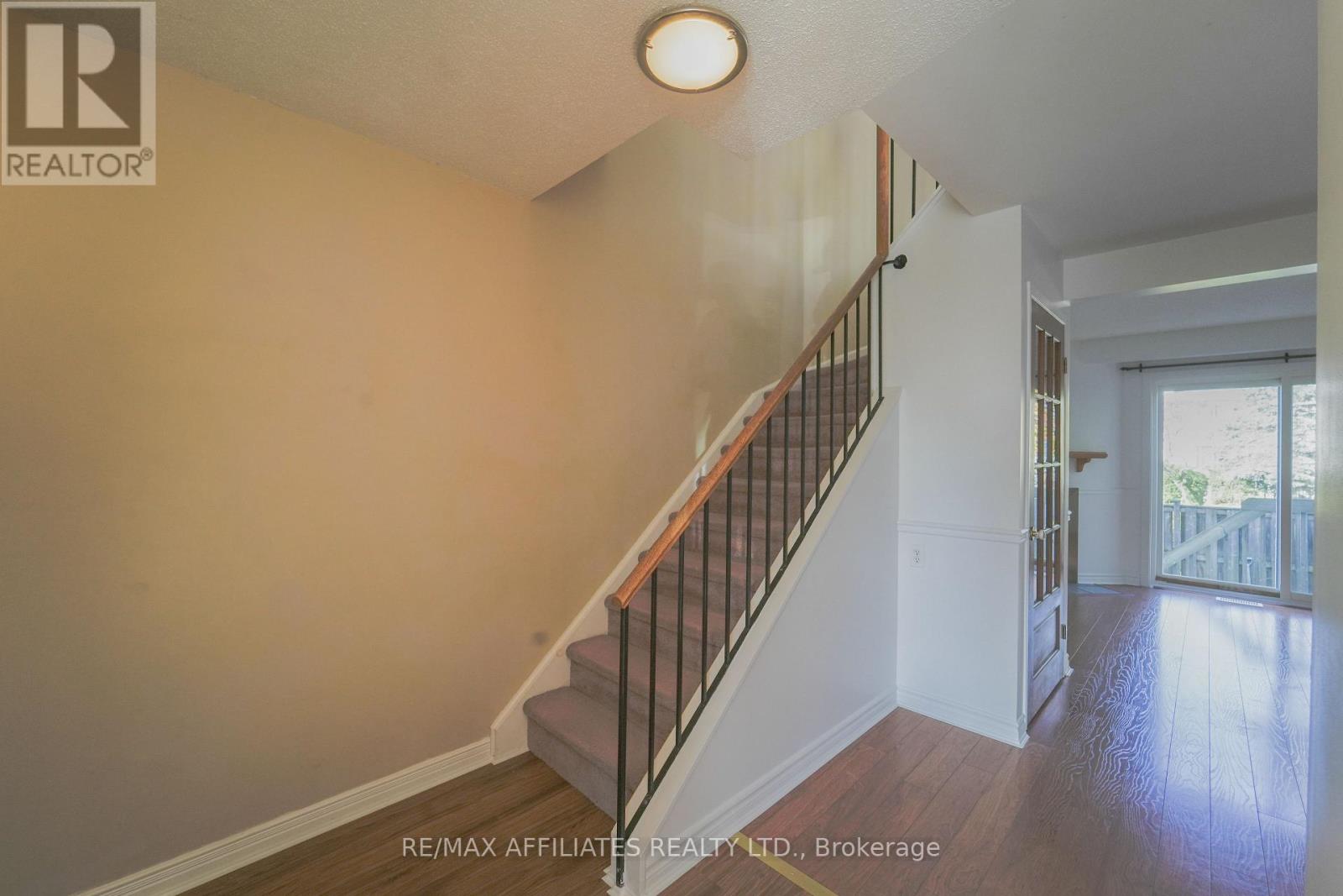 65 - 47 Mcdermot Court, Ottawa, Ontario  K2L 3V5 - Photo 13 - X12277414