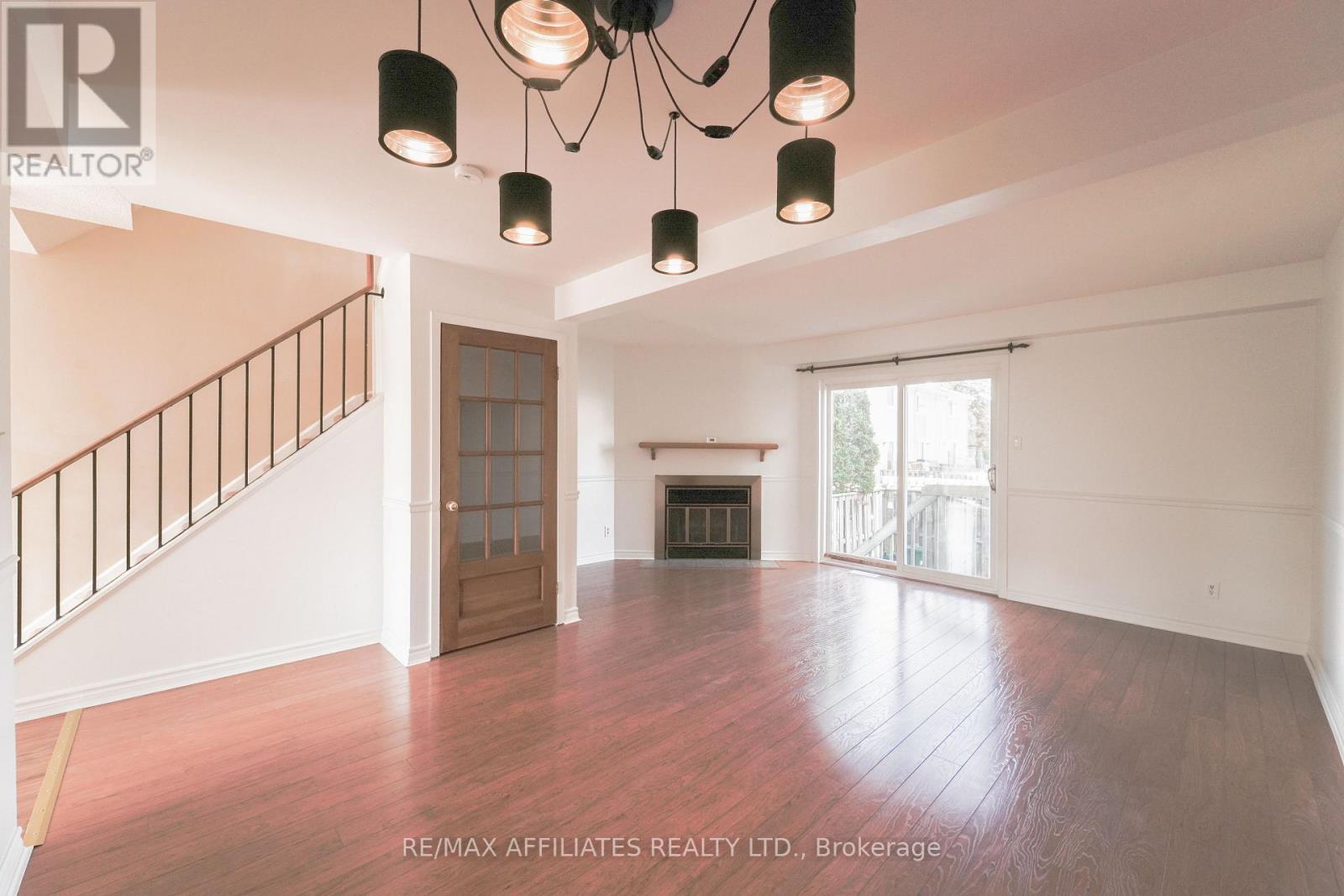 65 - 47 Mcdermot Court, Ottawa, Ontario  K2L 3V5 - Photo 14 - X12277414