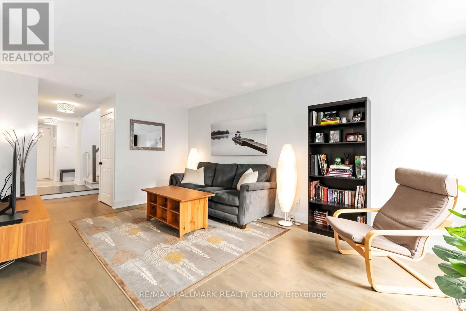 1655 Des Broussailles Terrace, Ottawa, Ontario  K1C 5S7 - Photo 7 - X12488206