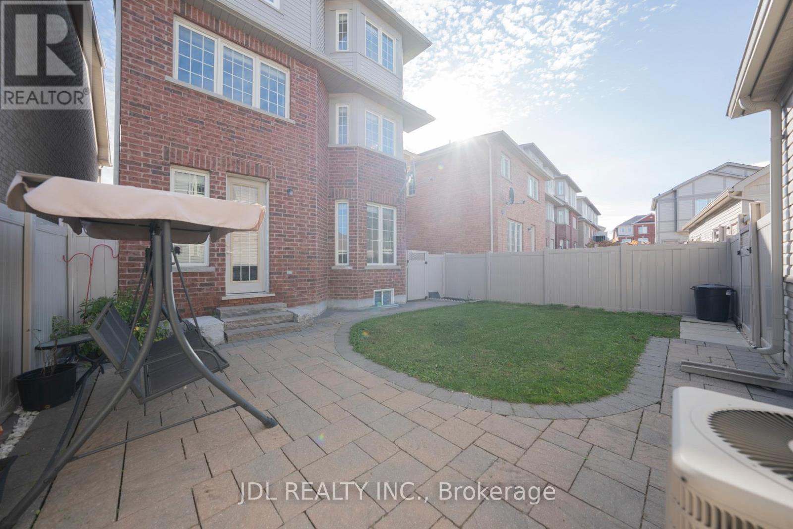 14 Duncan Road, Markham, Ontario  L6B 0T4 - Photo 34 - N12489368