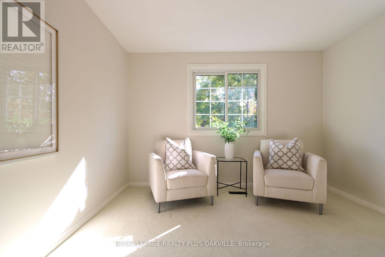 1303 Henley Place, Oakville, Ontario L6H 2W1 - Photo 25 - W12468215