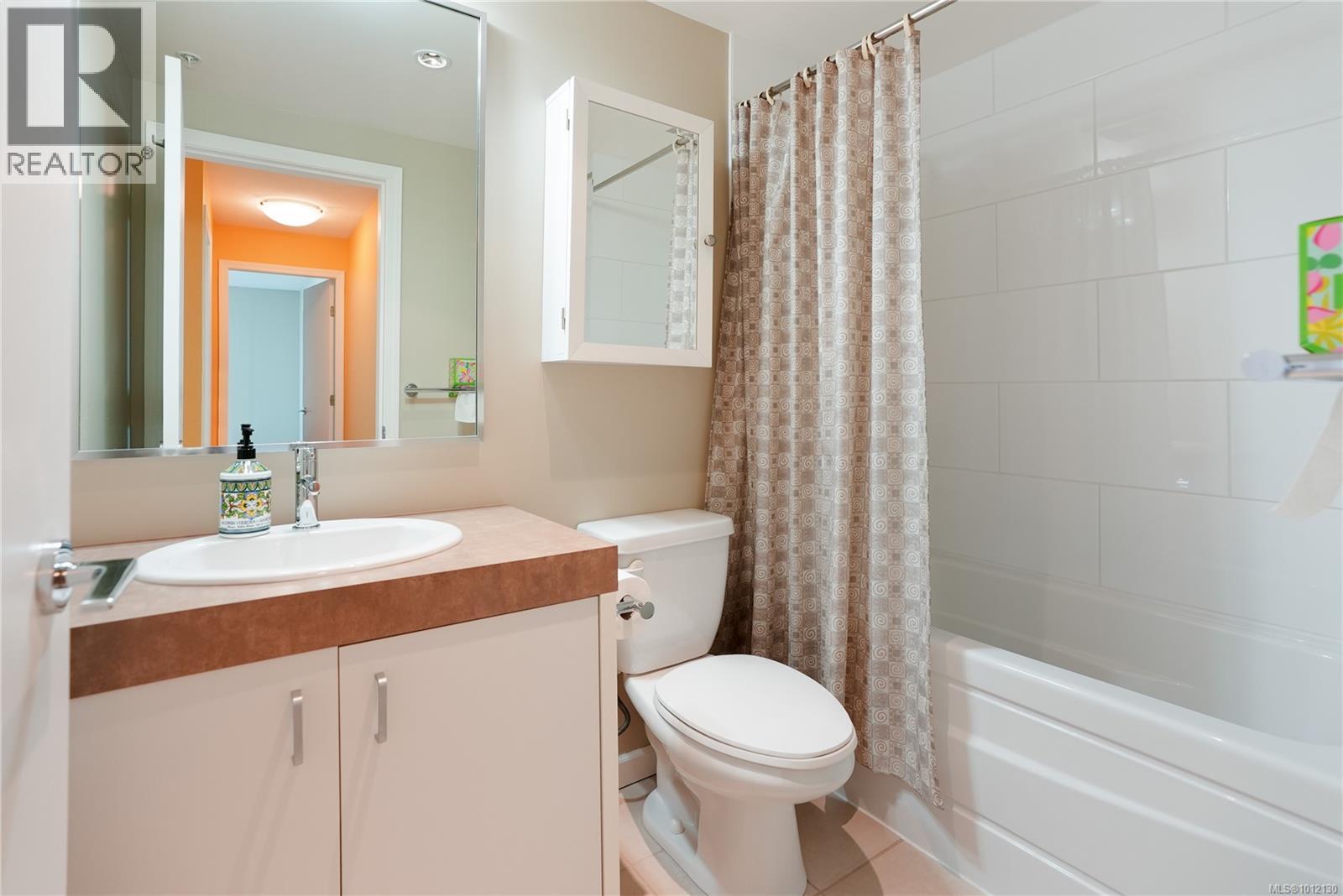 905 160 Wilson St, Victoria, British Columbia  V9A 7P9 - Photo 11 - 1012130