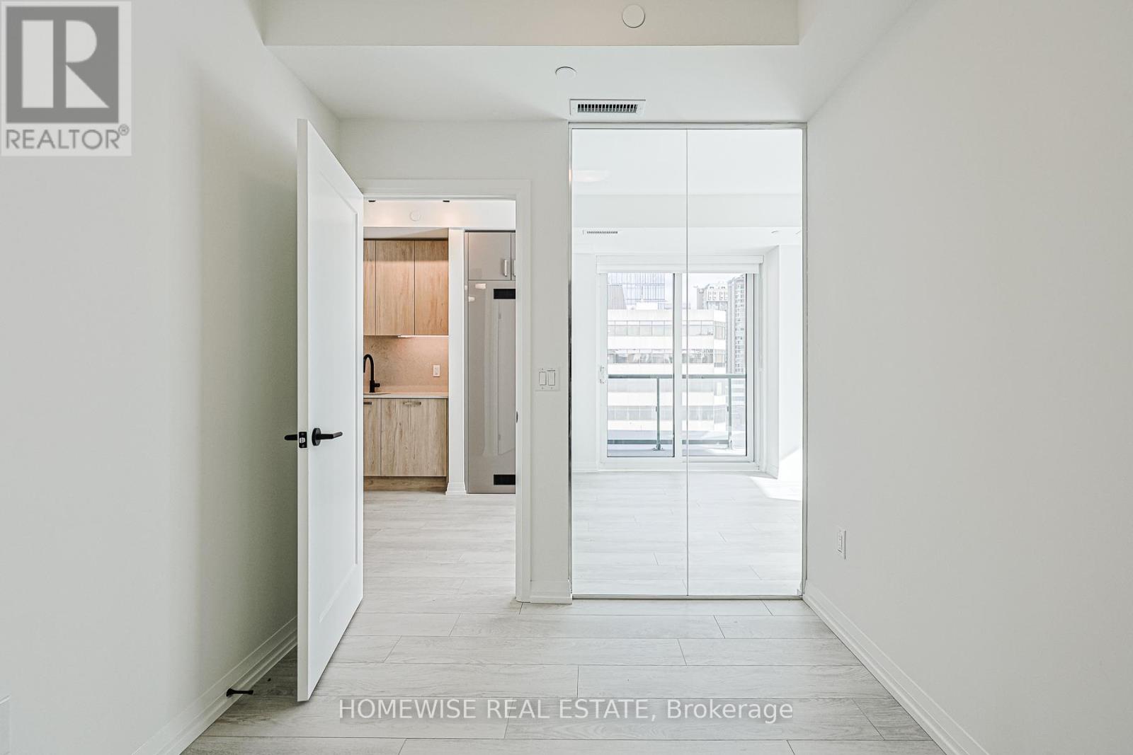 604 - 280 Dundas Street W, Toronto, Ontario  M5T 0E3 - Photo 18 - C12492944