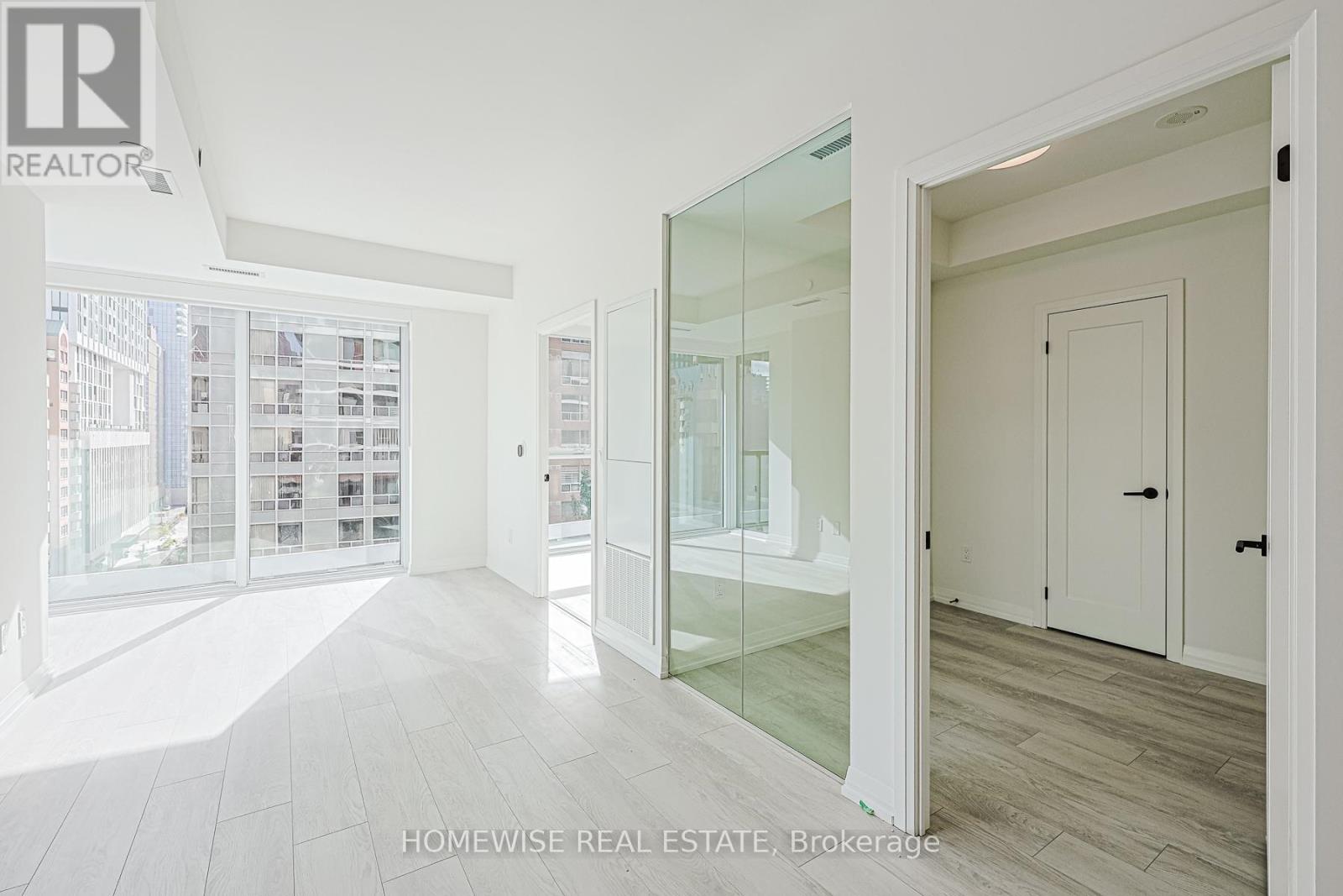 604 - 280 Dundas Street W, Toronto, Ontario  M5T 0E3 - Photo 8 - C12492944