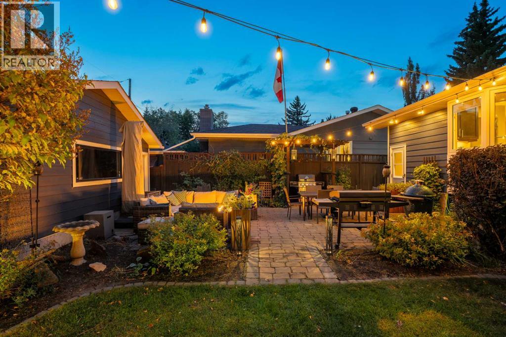 196 Lake Adams Crescent Se, Calgary, Alberta  T2J 3N3 - Photo 43 - A2260005