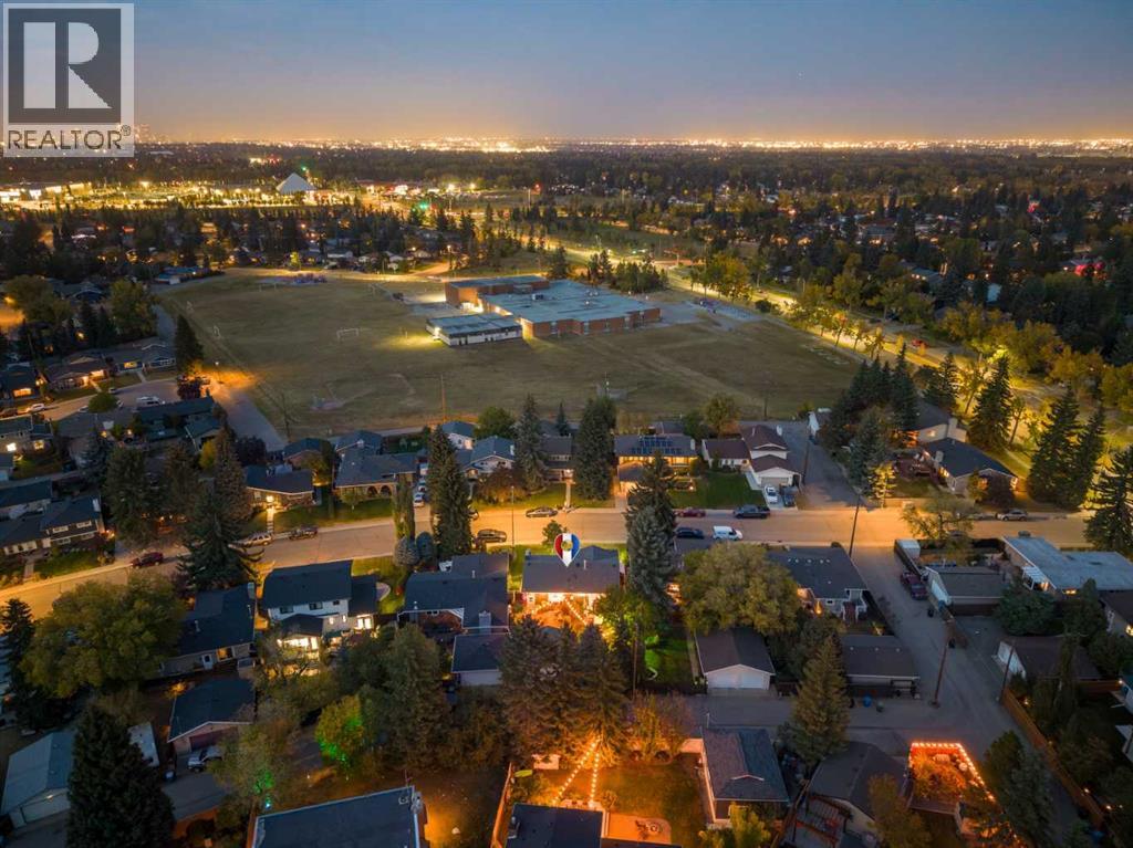 196 Lake Adams Crescent Se, Calgary, Alberta  T2J 3N3 - Photo 45 - A2260005