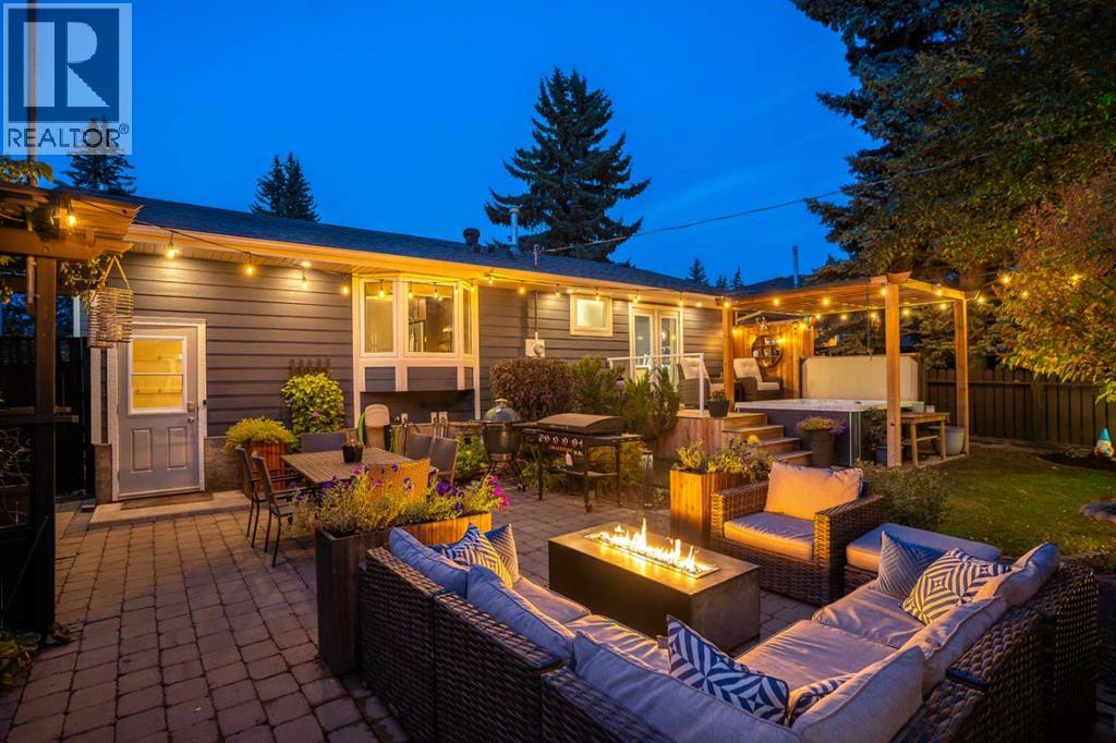 196 Lake Adams Crescent Se, Calgary, Alberta  T2J 3N3 - Photo 35 - A2260005