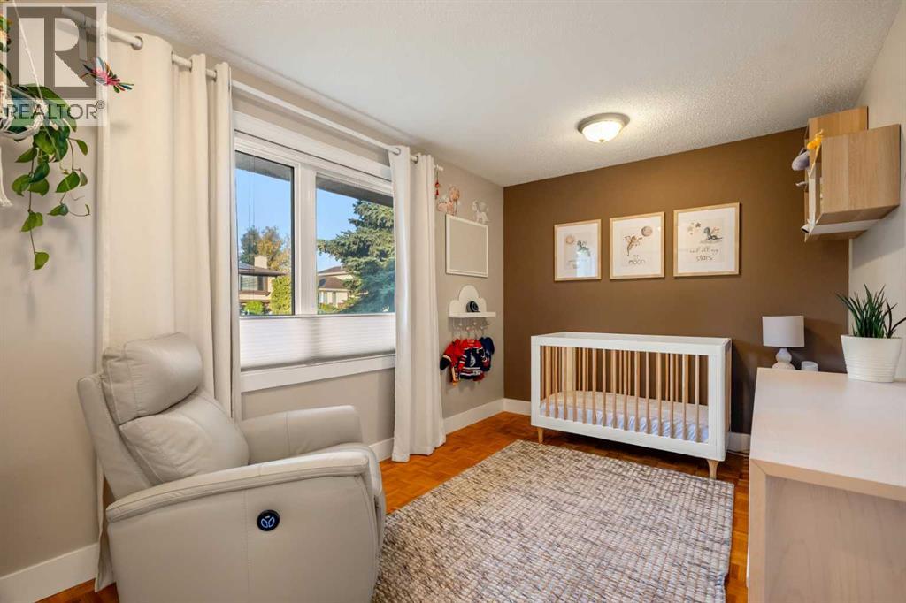 196 Lake Adams Crescent Se, Calgary, Alberta  T2J 3N3 - Photo 17 - A2260005