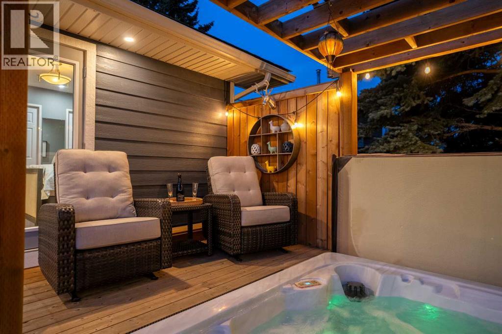 196 Lake Adams Crescent Se, Calgary, Alberta  T2J 3N3 - Photo 39 - A2260005