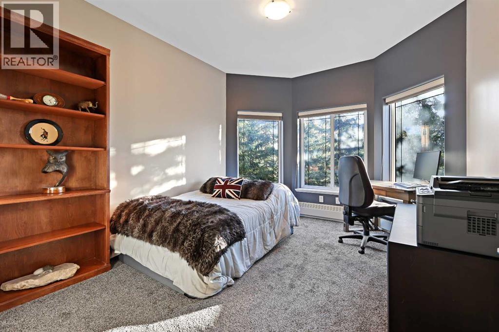 332, 10 Discovery Ridge Close Sw, Calgary, Alberta  T3H 5X3 - Photo 21 - A2262293