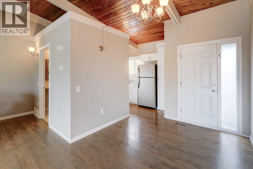 531 Sabrina Road Sw, Calgary, Alberta  T2W 1Y7 - Photo 12 - A2263330