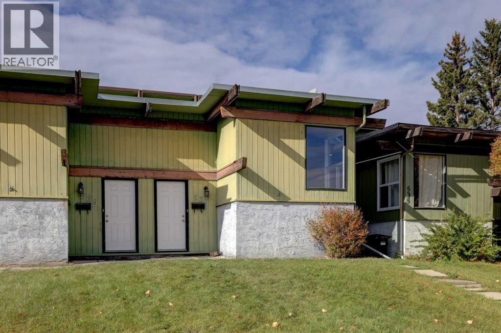 531 Sabrina Road Sw, Calgary, Alberta  T2W 1Y7 - Photo 3 - A2263330