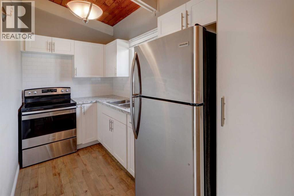 531 Sabrina Road Sw, Calgary, Alberta  T2W 1Y7 - Photo 14 - A2263330