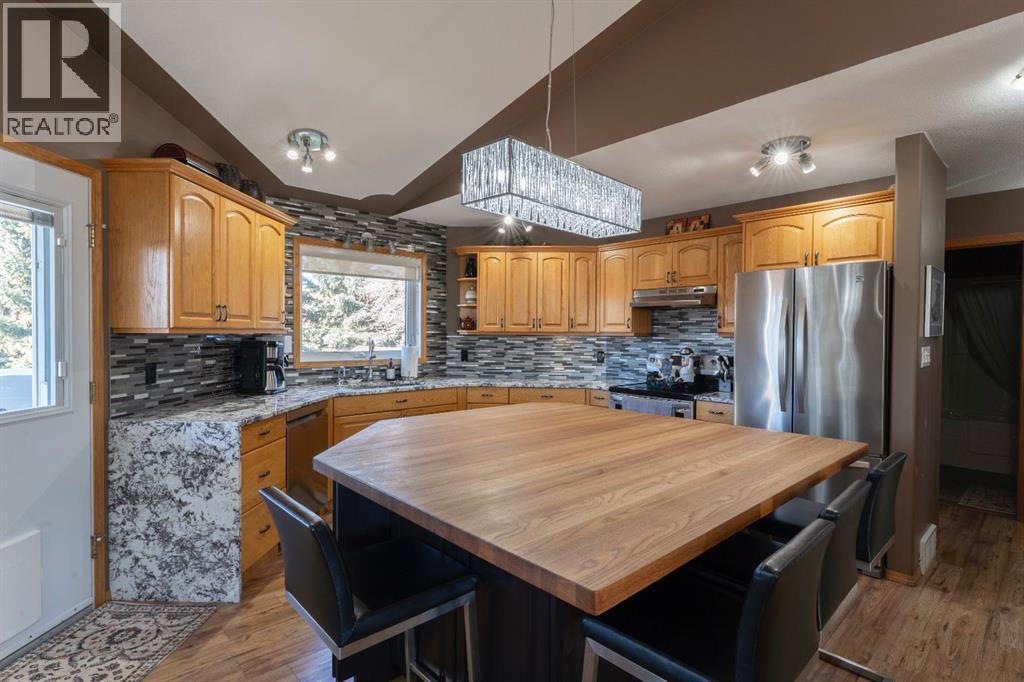 14 Riviera Drive, Lacombe, Alberta  T4L 2H6 - Photo 6 - A2267638