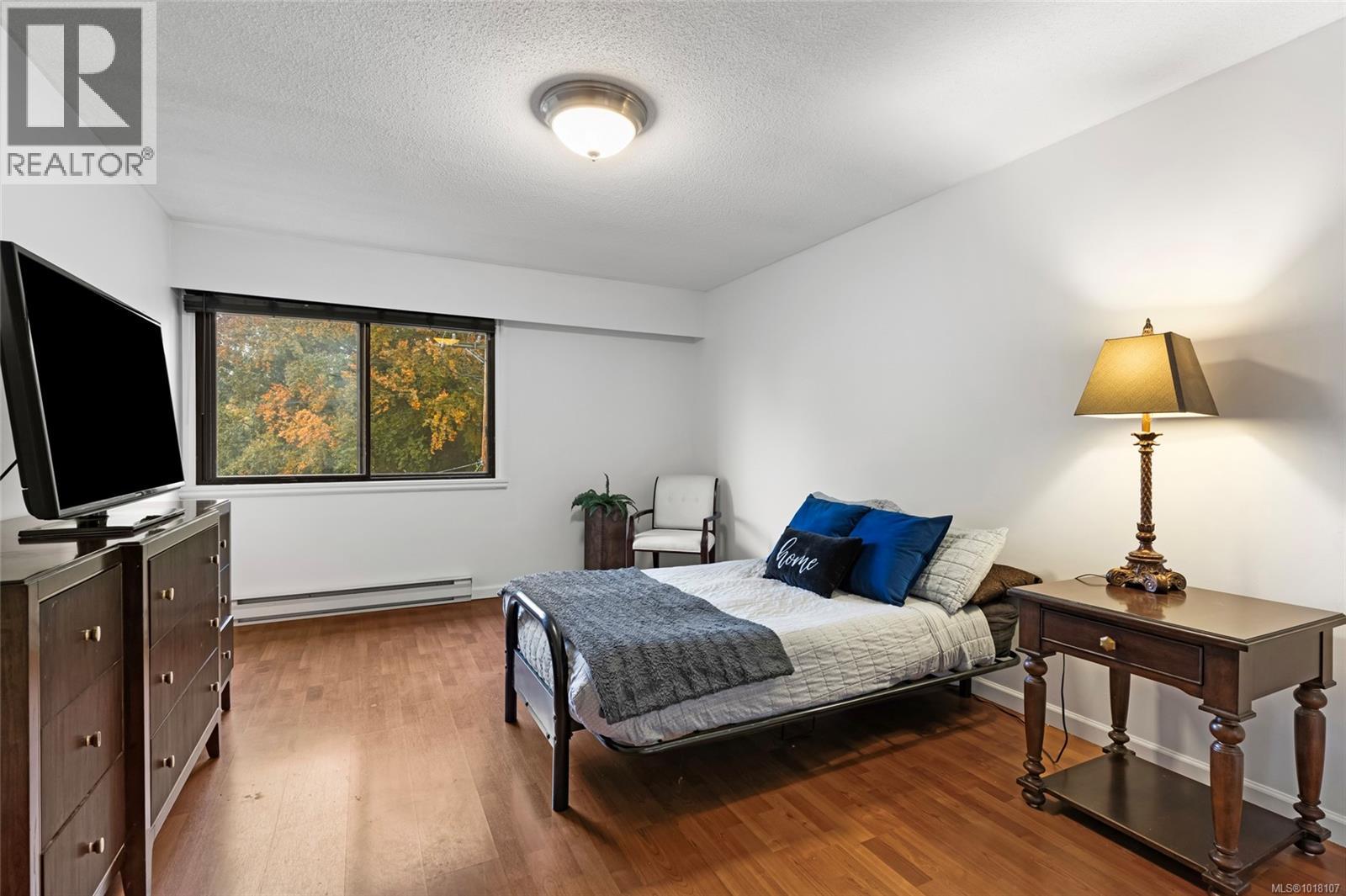 405 1875 Lansdowne Rd, Saanich, British Columbia V8P 1A9 - Photo 28 - 1018107