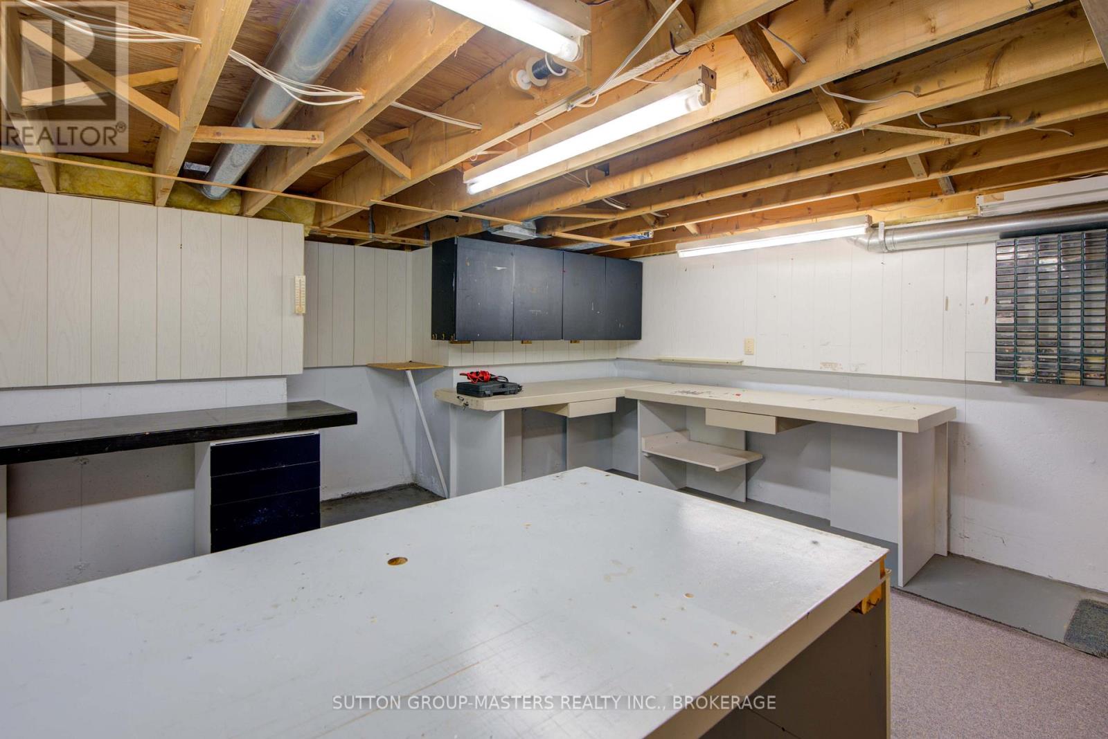 Country Cl - 17 Country Club Drive, Loyalist, Ontario  K0H 1G0 - Photo 31 - X12493126