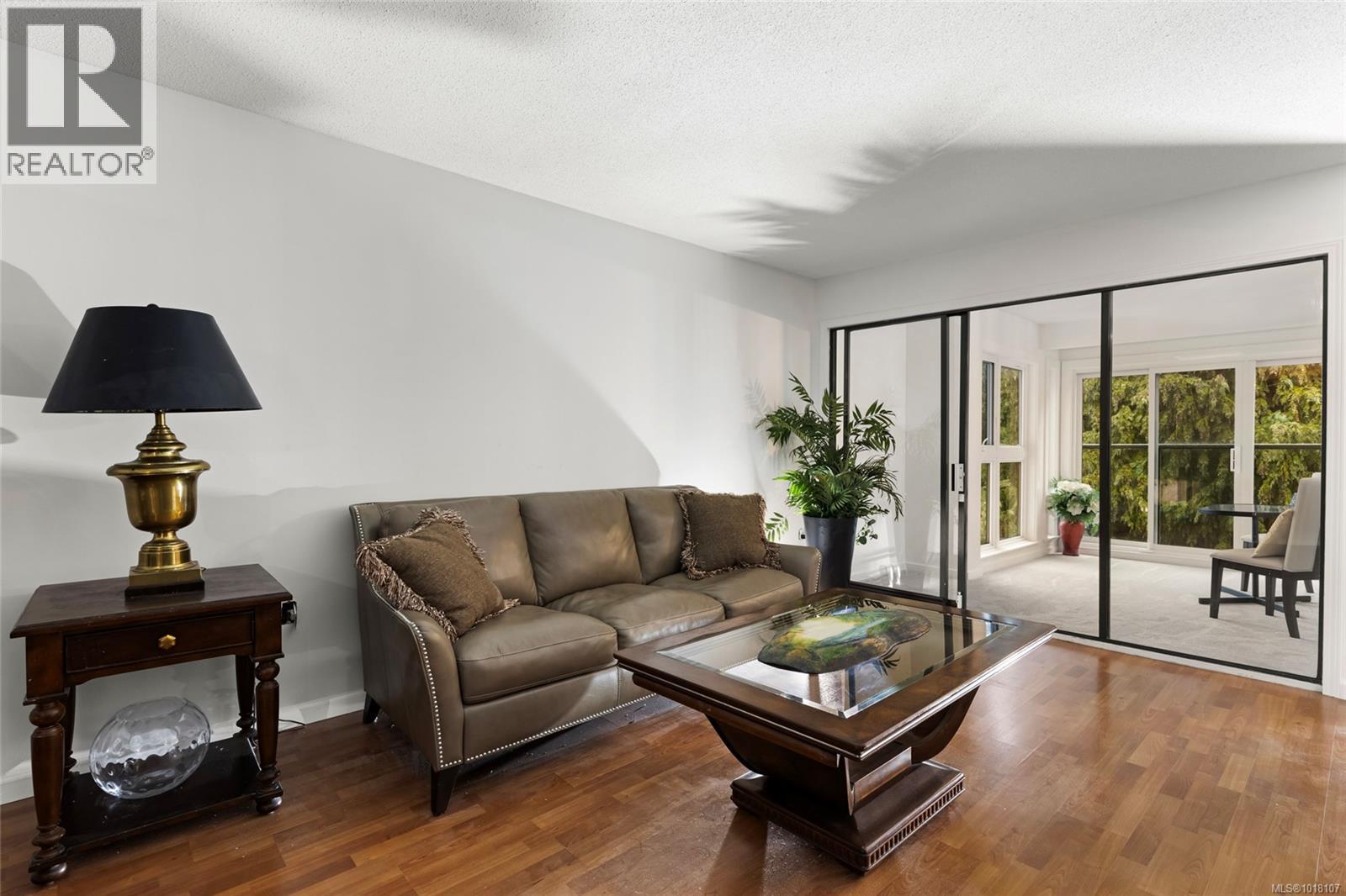 405 1875 Lansdowne Rd, Saanich, British Columbia V8P 1A9 - Photo 26 - 1018107