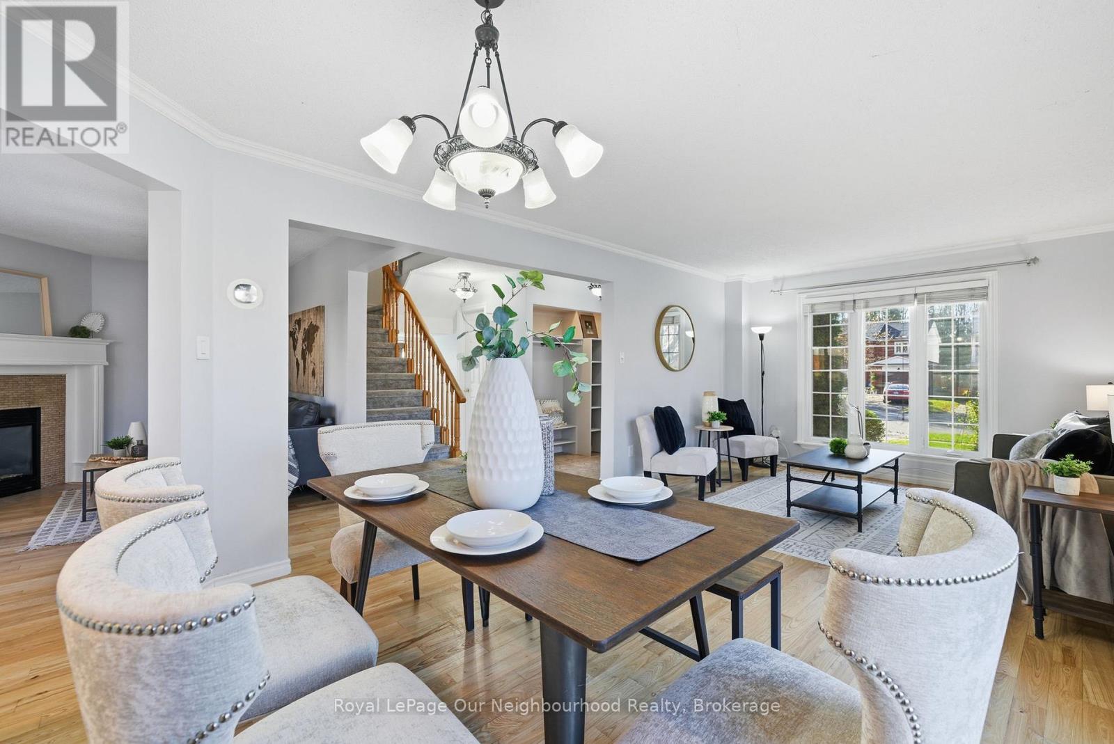 719 Daintry Crescent, Cobourg, Ontario  K9A 4X9 - Photo 2 - X12492992