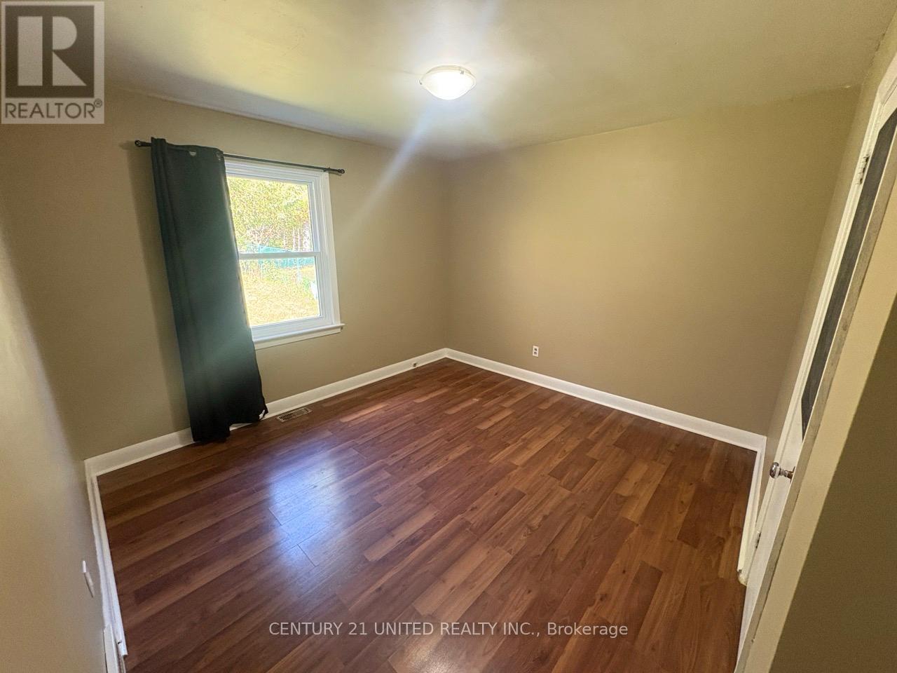 378 Aberdeen Avenue, Peterborough, Ontario  K9H 4X6 - Photo 11 - X12493046