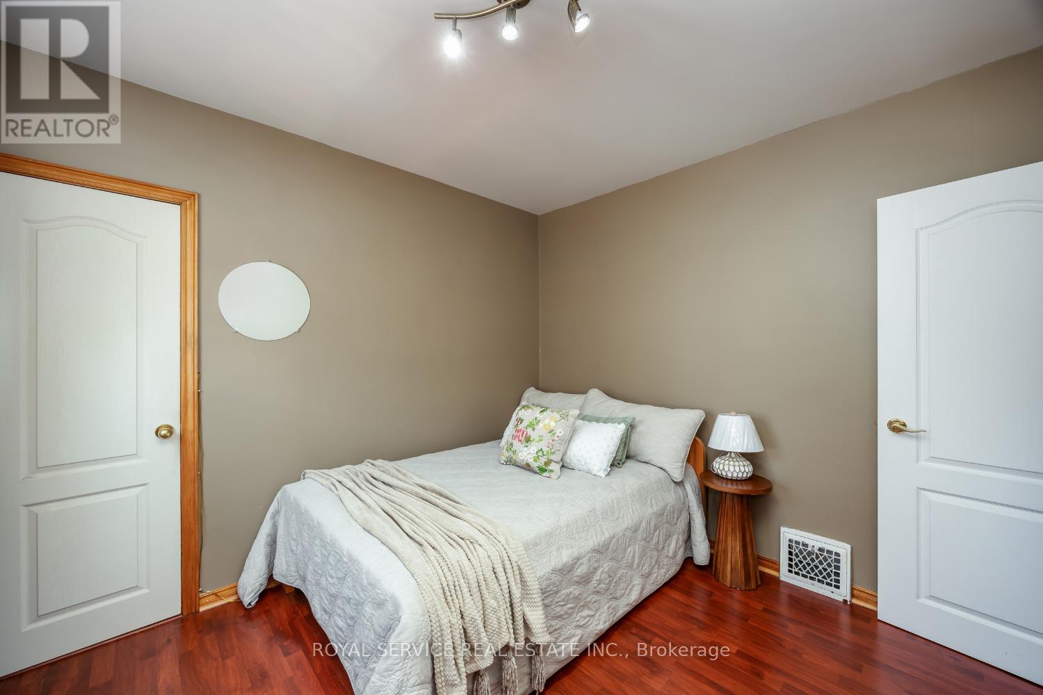 388 Dublin Street, Peterborough, Ontario  K9H 3C9 - Photo 21 - X12493210