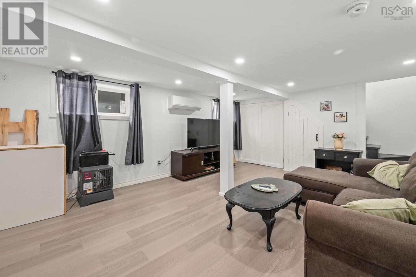 1990 Caldwell Road, Eastern Passage, Nova Scotia  B3G 1H9 - Photo 30 - 202526900