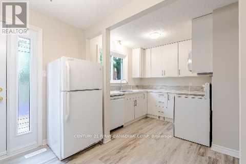 360 Homestead Court, London North, Ontario  N6G 2E9 - Photo 14 - X12493198