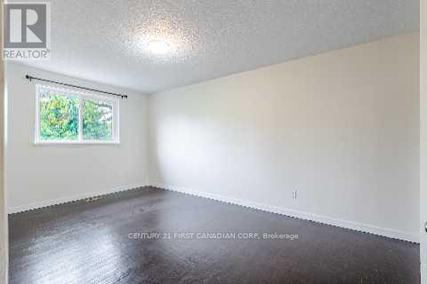 360 Homestead Court, London North, Ontario  N6G 2E9 - Photo 23 - X12493198