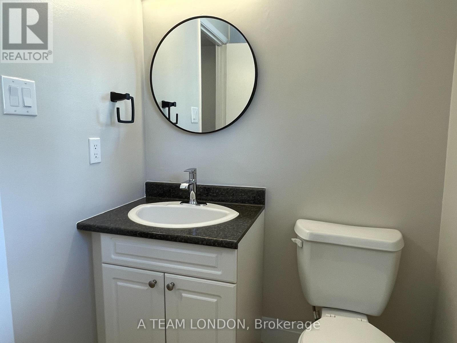 39 - 35 Waterman Avenue, London South, Ontario  N6C 5T4 - Photo 14 - X12493222