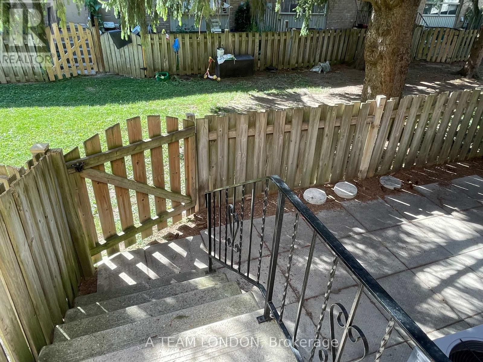 39 - 35 Waterman Avenue, London South, Ontario  N6C 5T4 - Photo 25 - X12493222