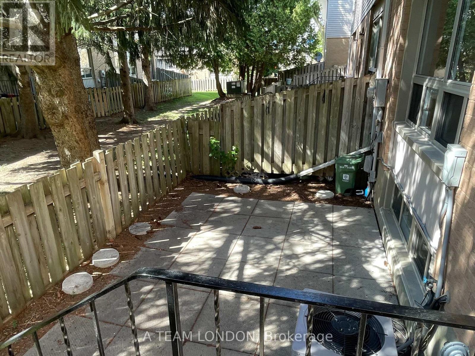 39 - 35 Waterman Avenue, London South, Ontario  N6C 5T4 - Photo 26 - X12493222