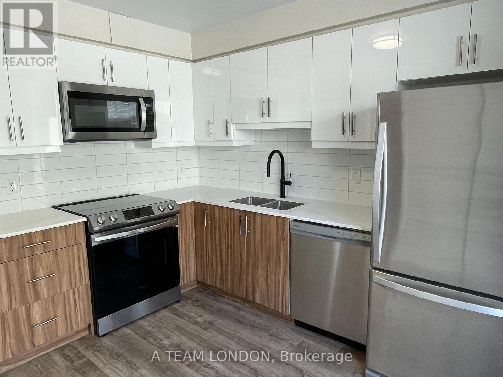 39 - 35 Waterman Avenue, London South, Ontario  N6C 5T4 - Photo 4 - X12493222