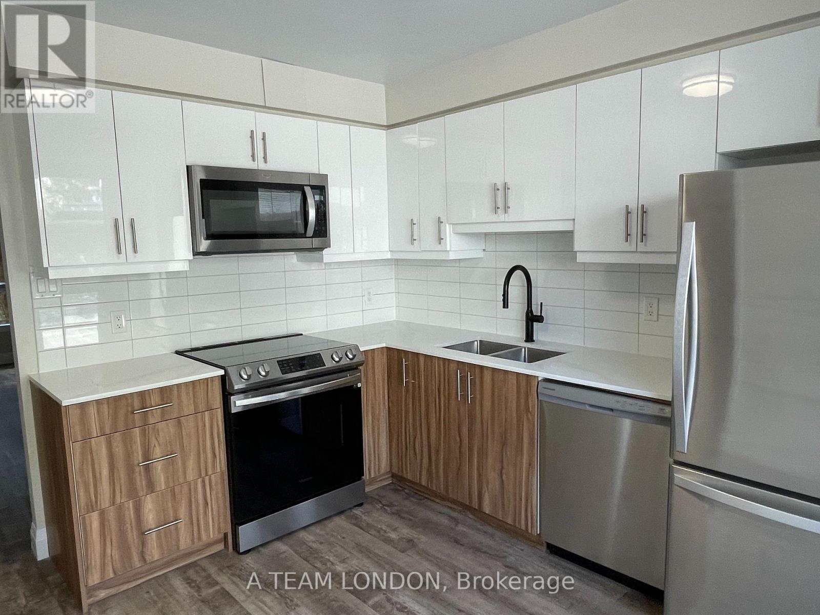 39 - 35 Waterman Avenue, London South, Ontario  N6C 5T4 - Photo 6 - X12493222