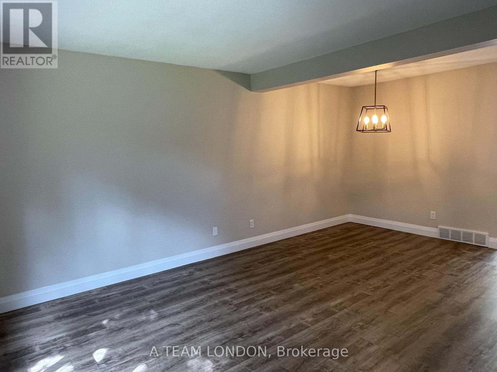 39 - 35 Waterman Avenue, London South, Ontario  N6C 5T4 - Photo 8 - X12493222