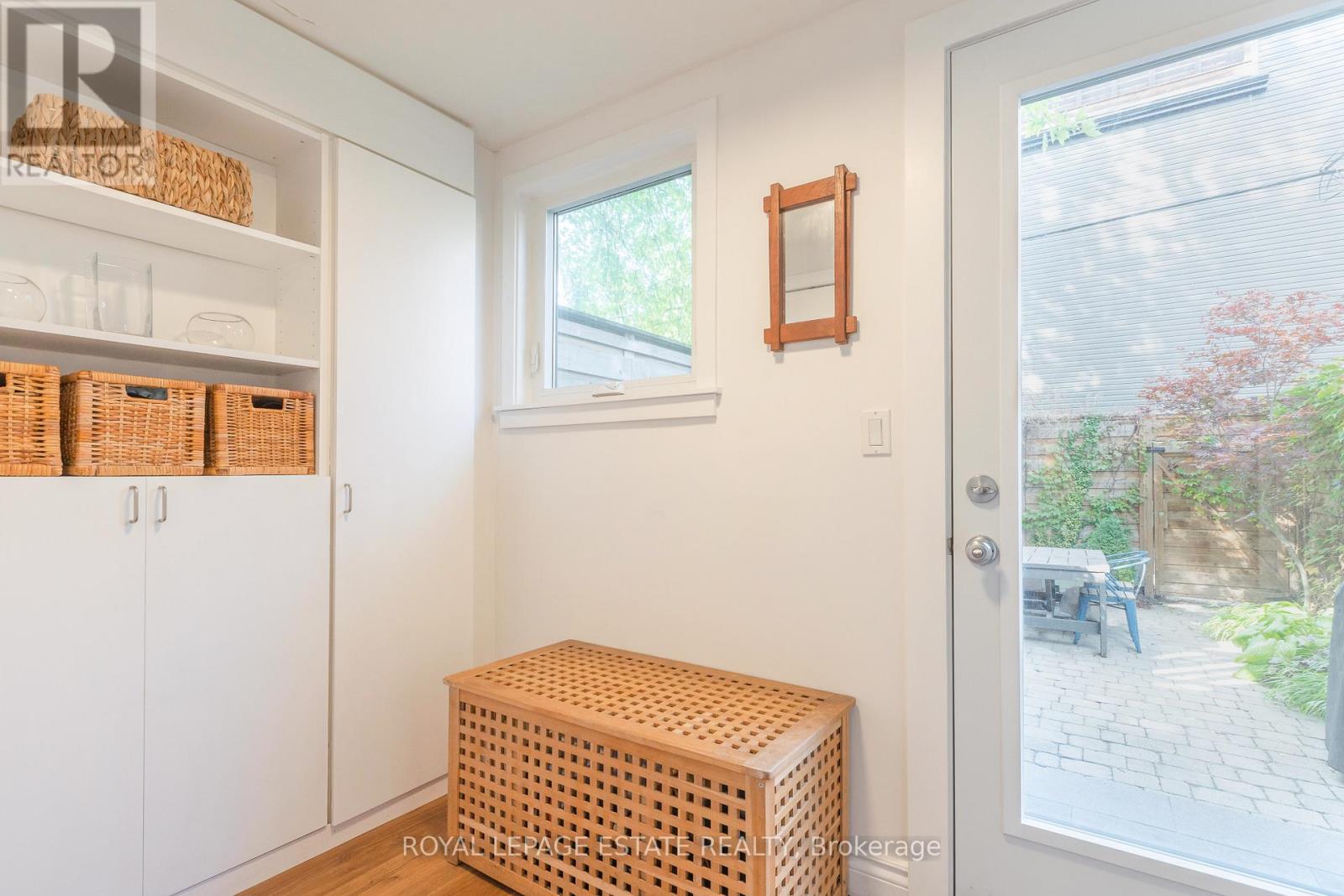 82 Dagmar Avenue, Toronto, Ontario  M4M 1W1 - Photo 17 - E12492858