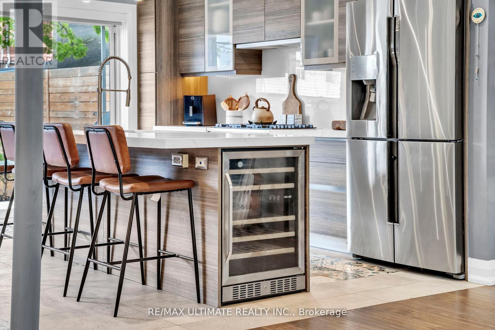 10 Oakdene Crescent, Toronto, Ontario  M4J 4H9 - Photo 19 - E12492918