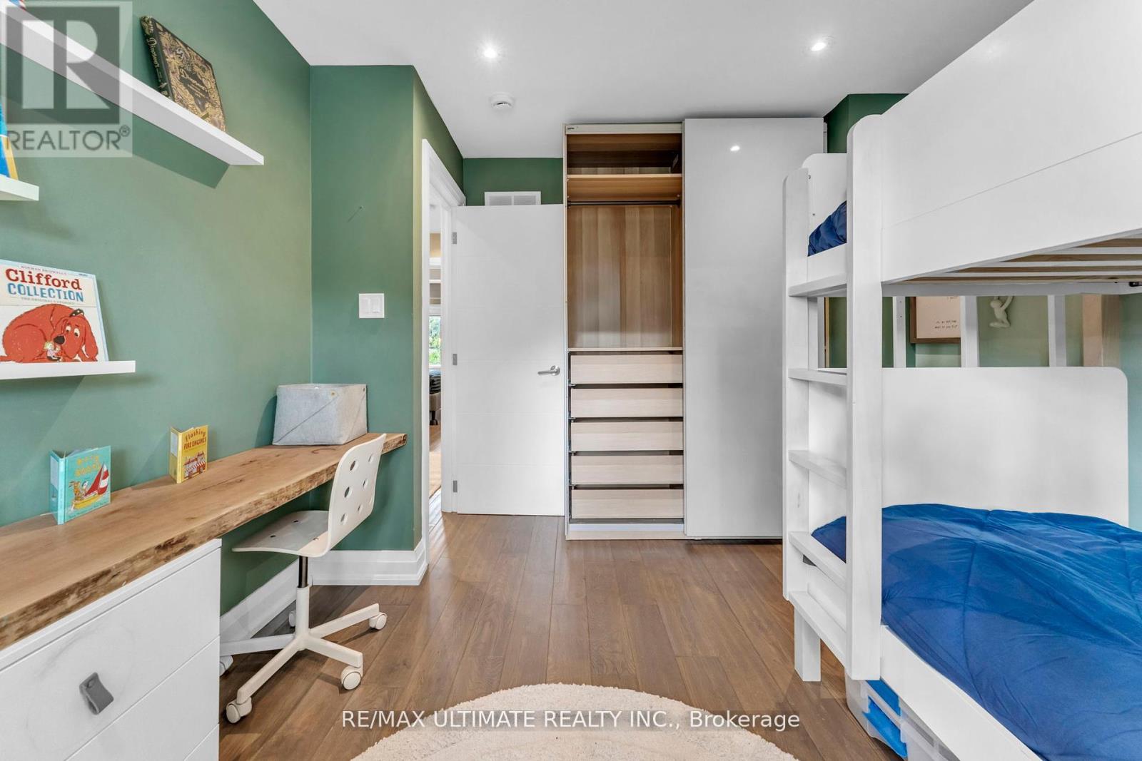 10 Oakdene Crescent, Toronto, Ontario  M4J 4H9 - Photo 25 - E12492918