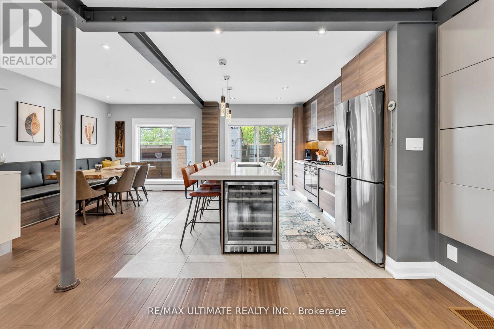 10 Oakdene Crescent, Toronto, Ontario  M4J 4H9 - Photo 8 - E12492918