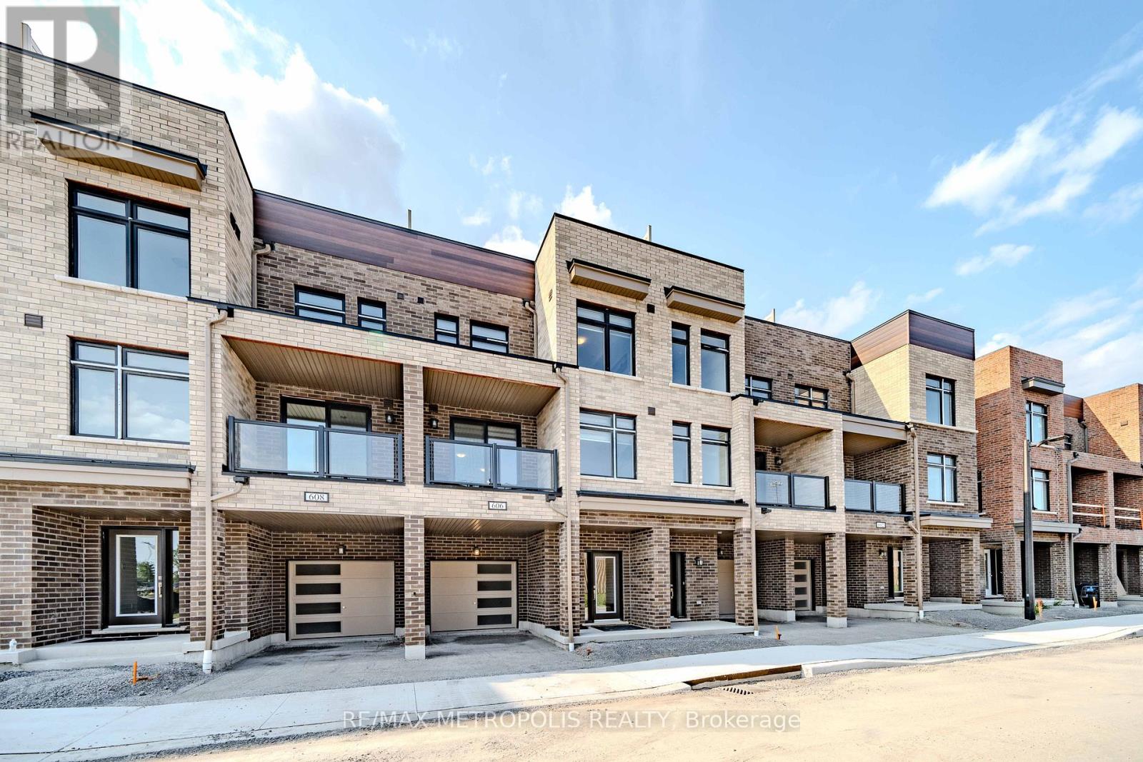 606 - 1865 Pickering Parkway, Pickering, Ontario  L1V 0H2 - Photo 2 - E12492960