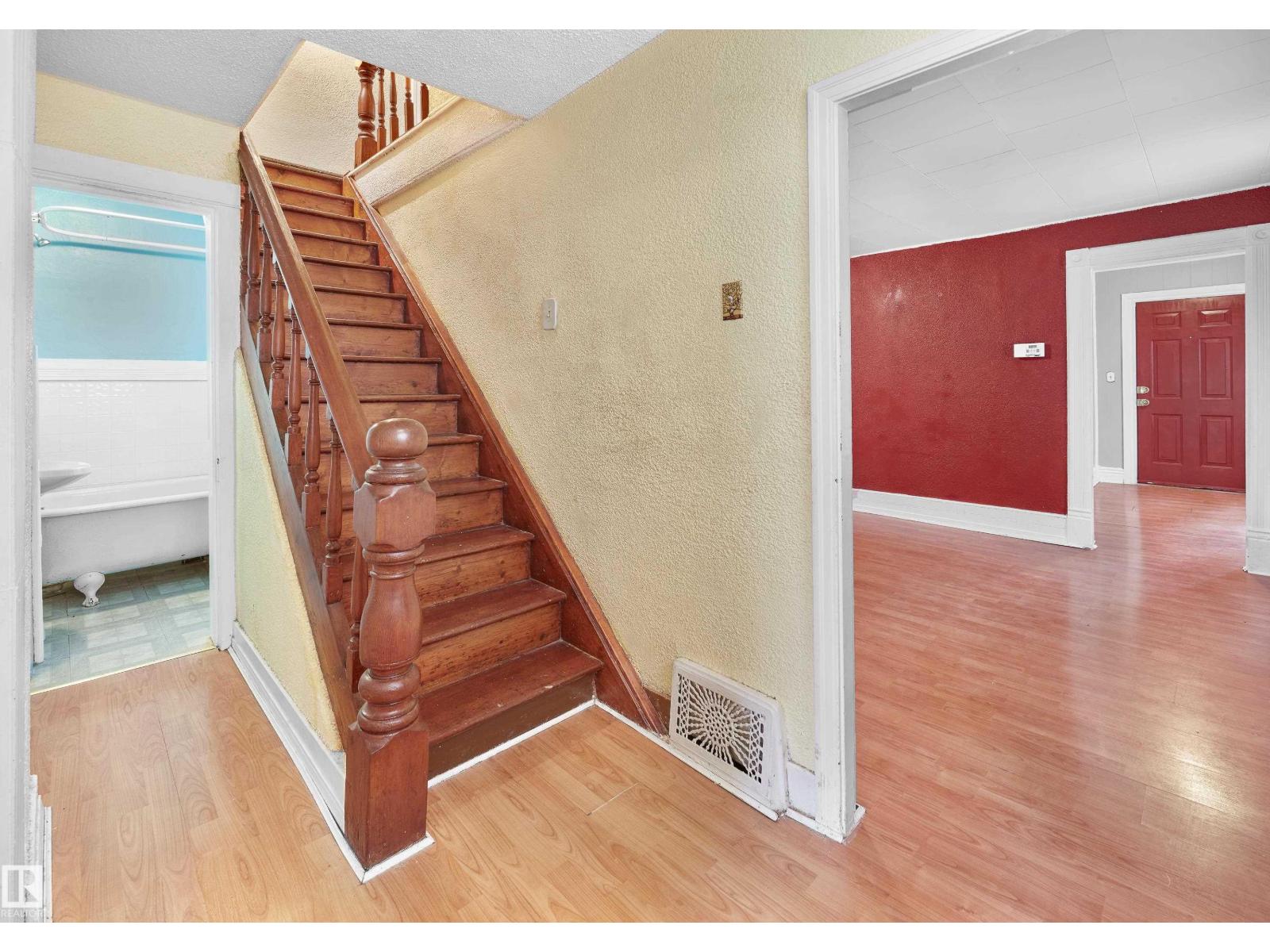 11038 84 Av Nw, Edmonton, Alberta  T6G 0V7 - Photo 11 - E4464072