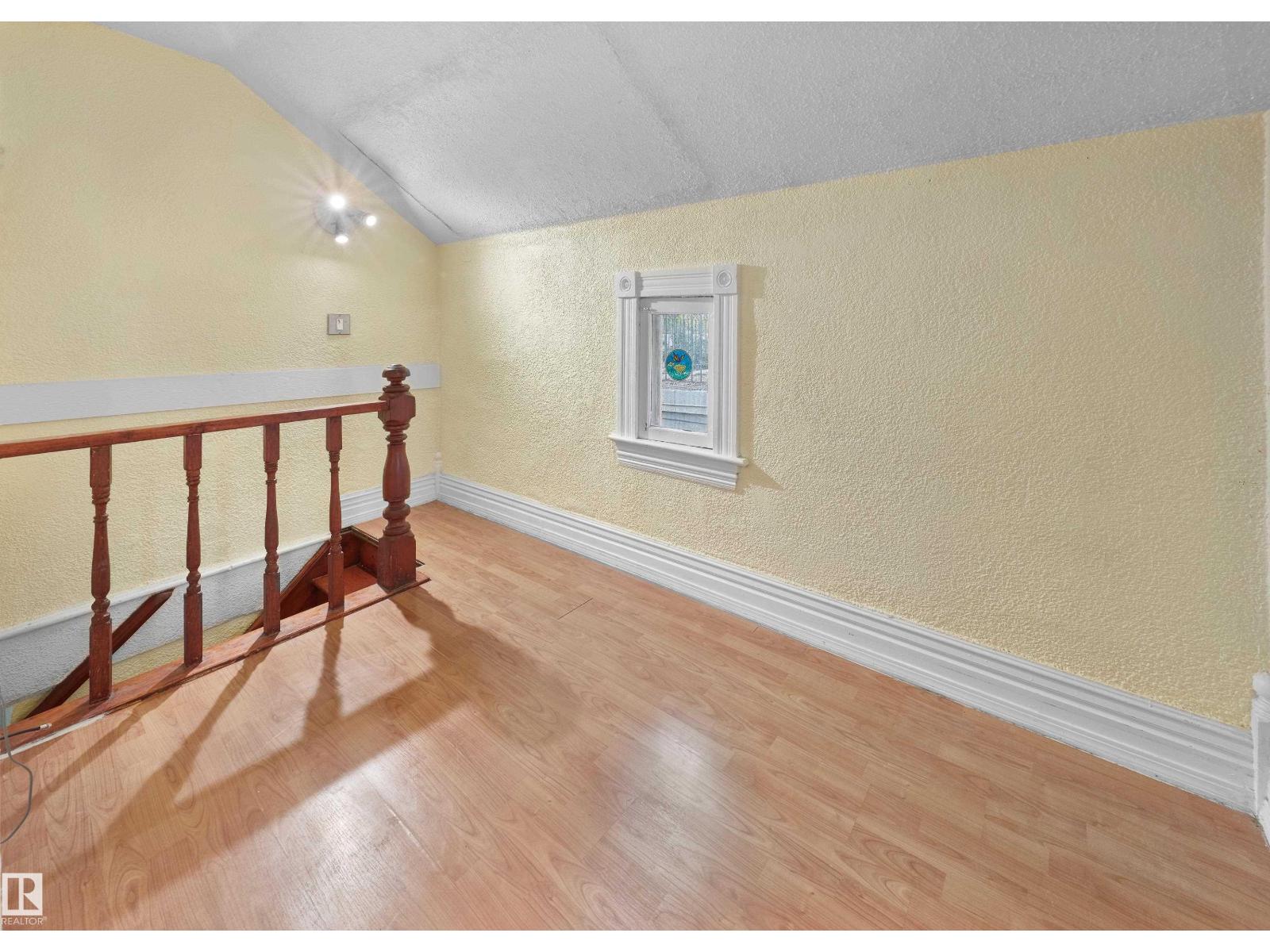 11038 84 Av Nw, Edmonton, Alberta  T6G 0V7 - Photo 12 - E4464072